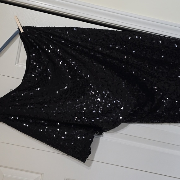 Black sequins bat winng one shoulder dress - Picture 1 of 4
